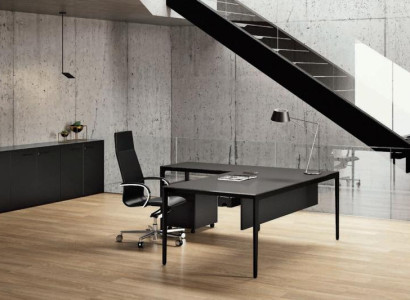 Design Tisch Schreibtisch Italienische Möbel Einrichtung Computermöbel Frezza